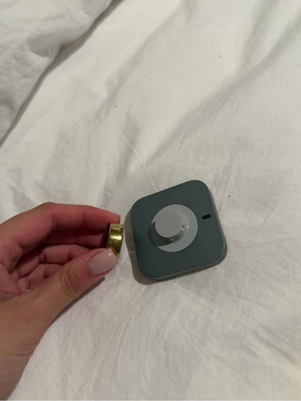 Oura ring Gen 4, Gold, Size 6